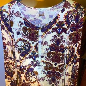 Venus paisley long bell-sleeve knee-length dress